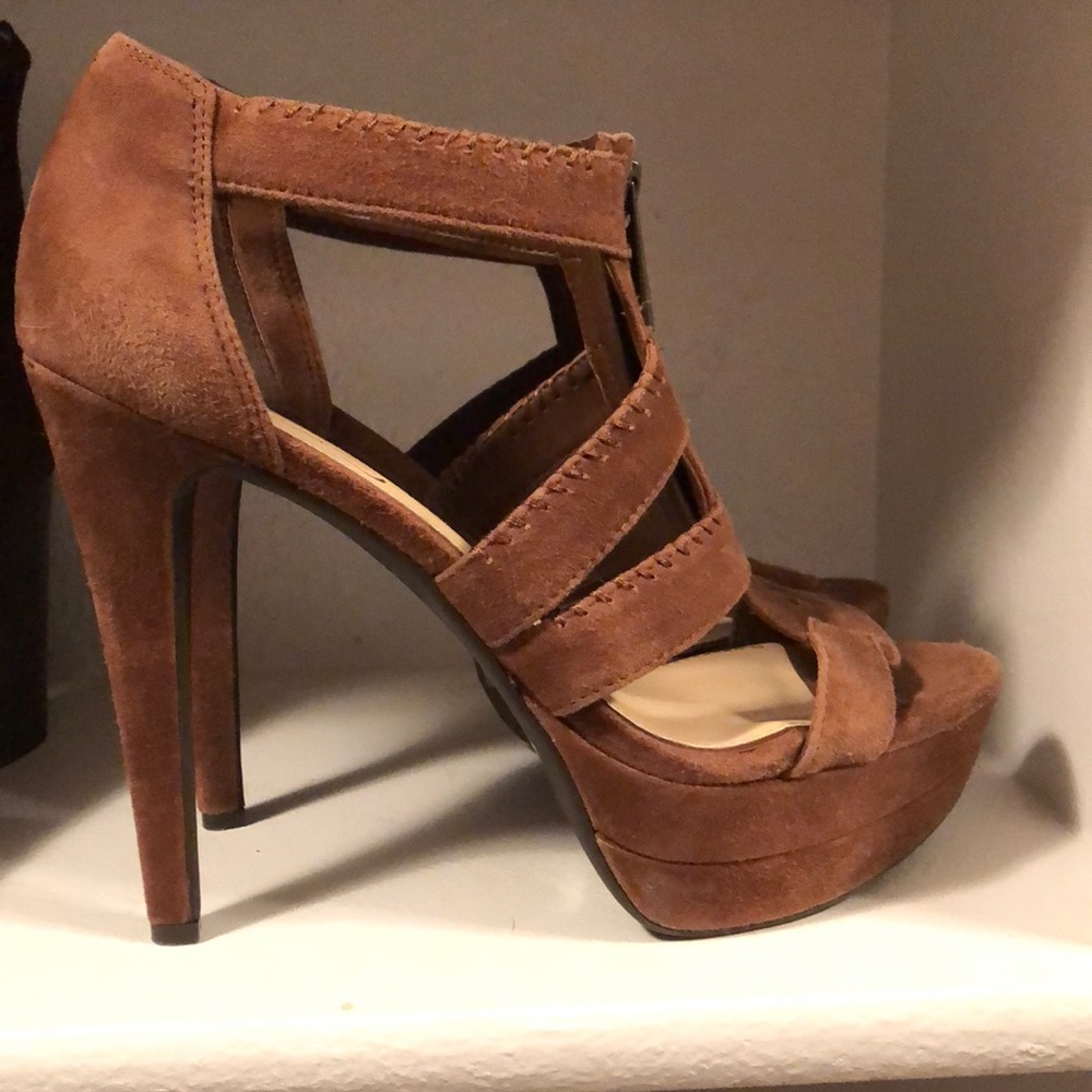 Jessica Simpson heels - Picture 4 of 4